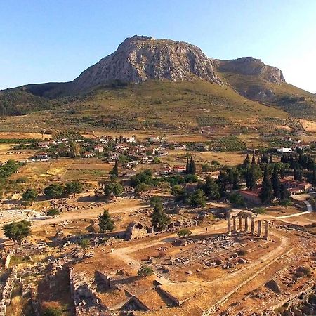 Yard Rooms Corinth Екстериор снимка