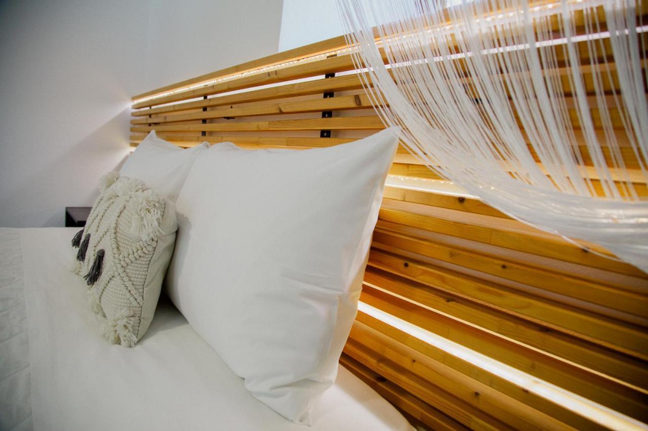 Yard Rooms Corinth Екстериор снимка