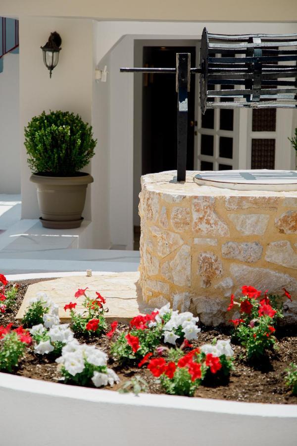 Yard Rooms Corinth Екстериор снимка
