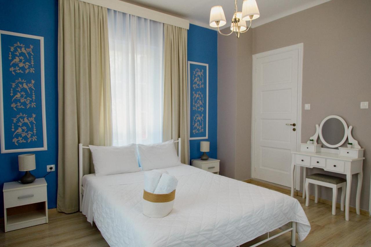 Yard Rooms Corinth Екстериор снимка