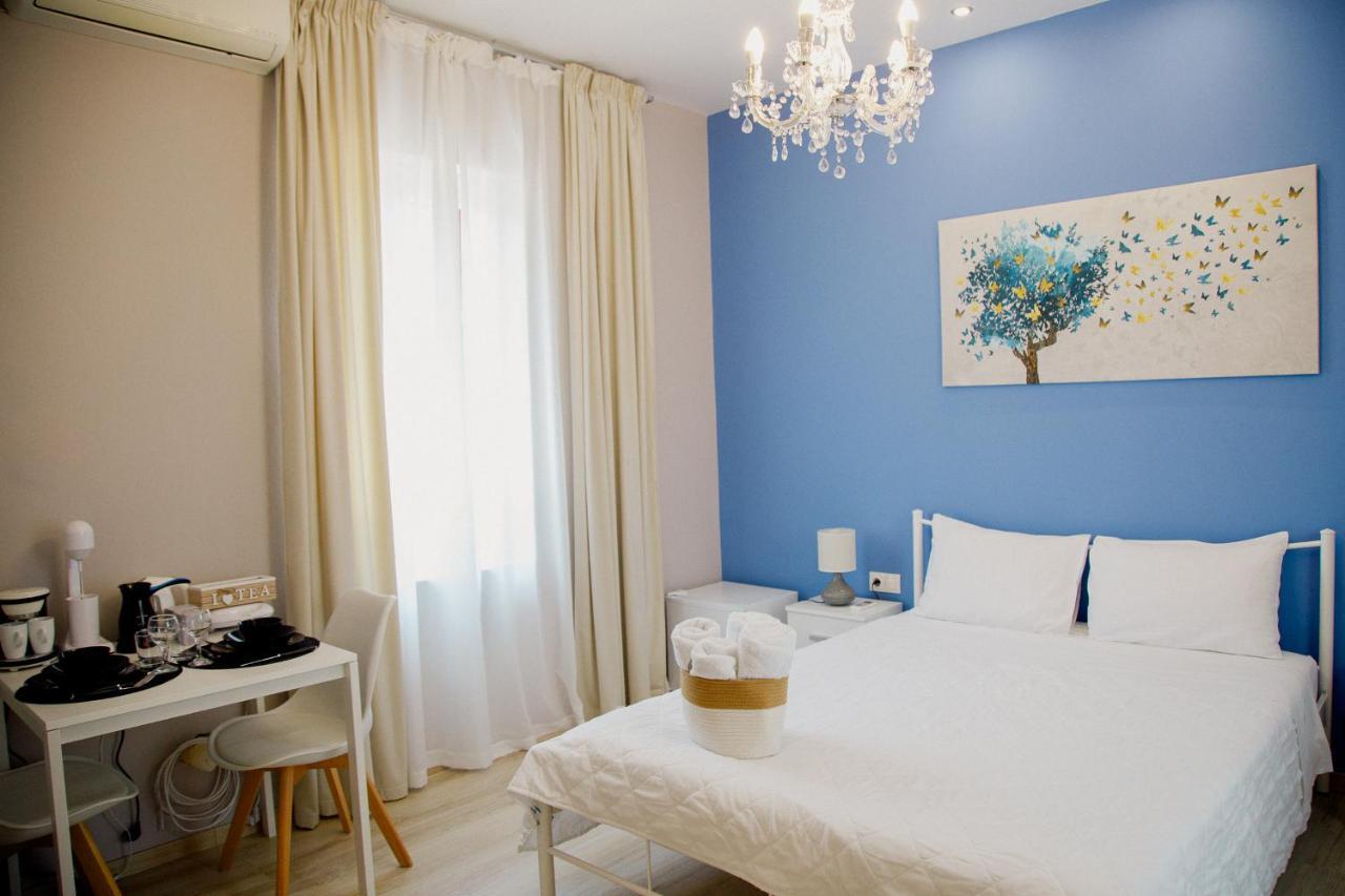 Yard Rooms Corinth Екстериор снимка